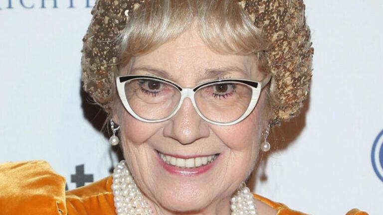 Emilia Krakowska Nie Żyje